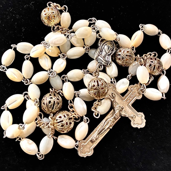 MOTHER OF PEARL ROSARY elegant - Picture 1 of 10
